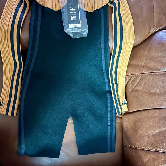 🌺IVY PARK ADIDAS LONG SLEEVE CORSET PLAYSUIT - Picture 6 of 8